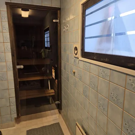 Ruka Mustalampi Satakieli Moekki 5 * Куусамо
