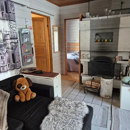 木屋 Ruka Mustalampi Satakieli Moekki 5