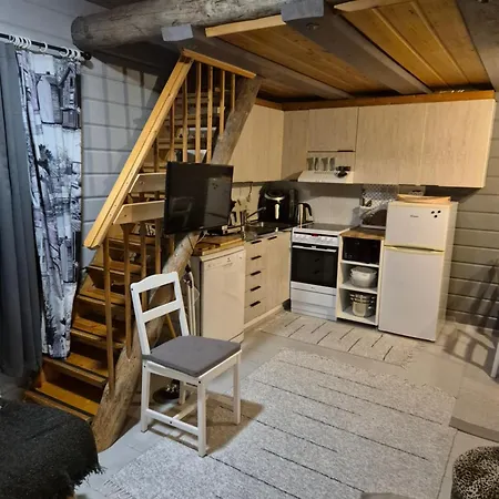 Ruka Mustalampi Satakieli Moekki 5 شاليه