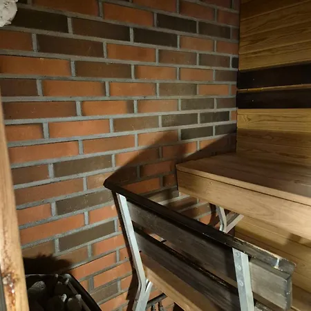 Ruka Mustalampi Satakieli Moekki 5 * كوسامْوُ