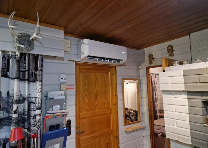 Ruka Mustalampi Satakieli Moekki 5 木屋 *