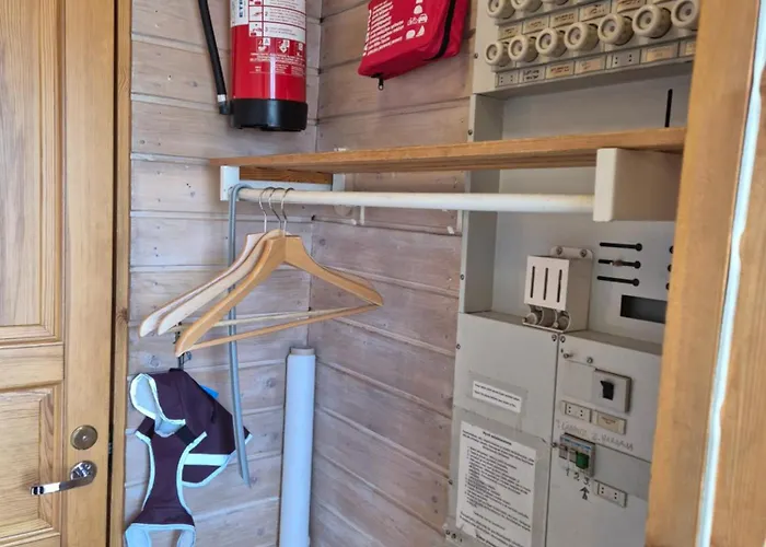 Ruka Mustalampi Satakieli Moekki 5 בקתה קוסאמו