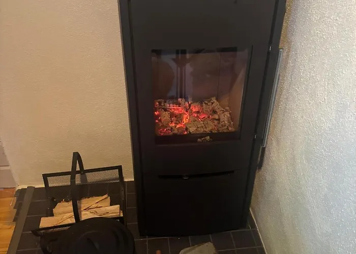 Ruka Mustalampi Satakieli Moekki 5 קוסאמו