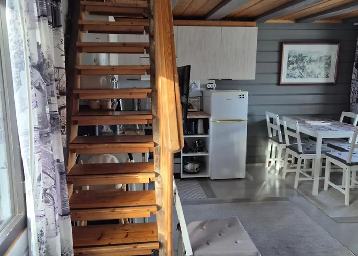 בקתה Ruka Mustalampi Satakieli Moekki 5 קוסאמו